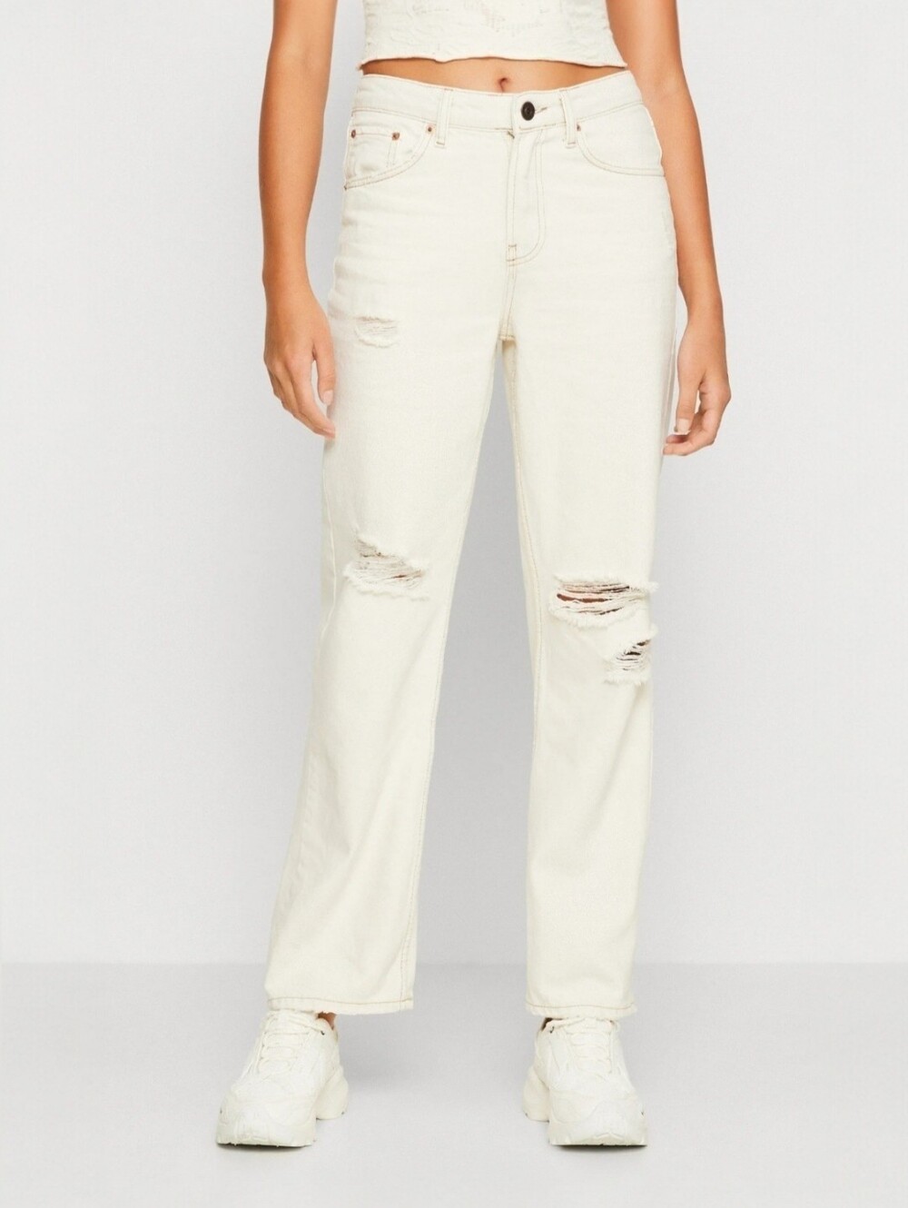 BDG UO White High Rise Mom Jeans Destroyed Straight Leg Jeans Womens 24